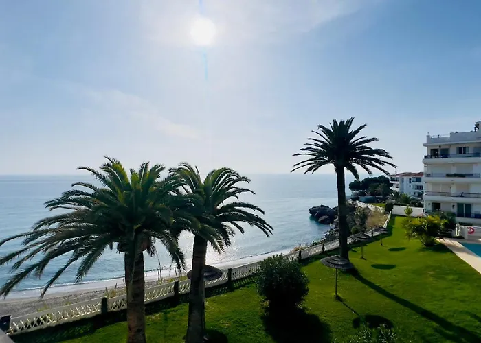Acapulco Playa Beautiful Seaview Apartment Nerja